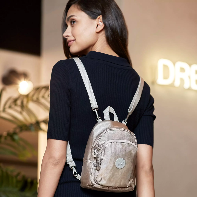 Kipling metaliczny blask dla obu płci Delia Compactmetaliczny składany plecak PXR6L404